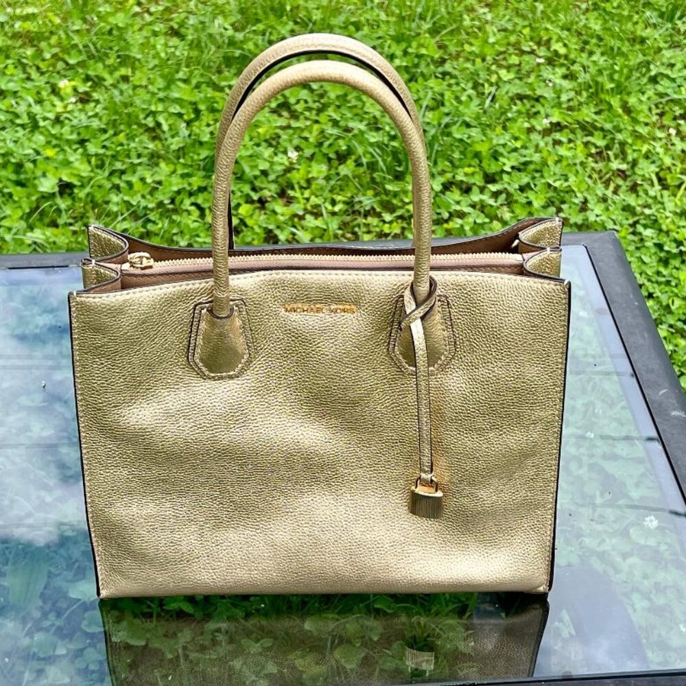 Michael Kors gold purse